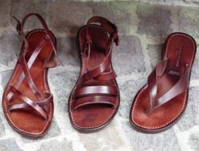 Neue Sandalen einlaufen